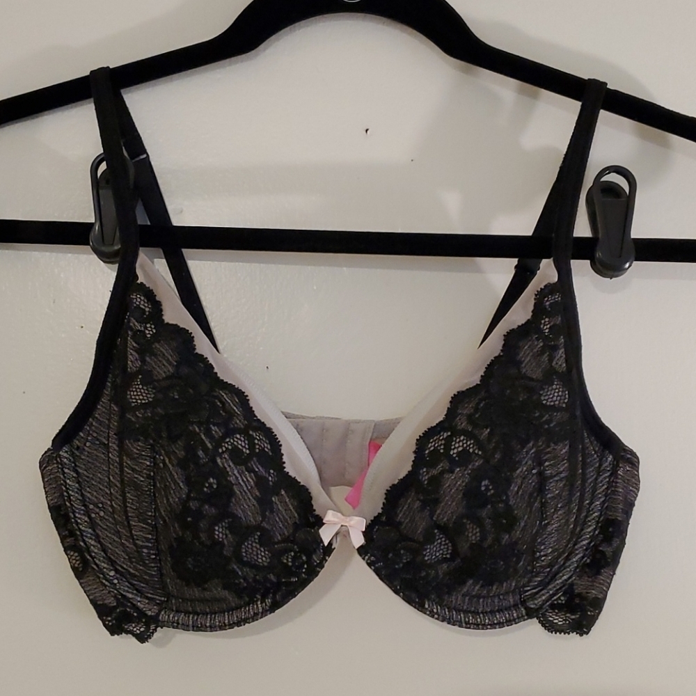 Betsy Johnson Lace Underwire Bra